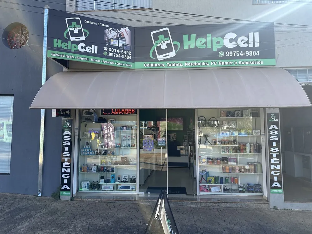 Fachada da loja HelpCell na Avenida Osório, 60, Centro de Araraquara